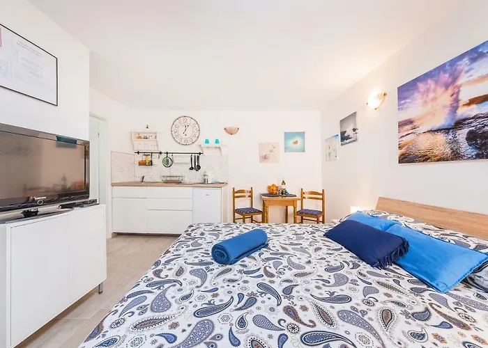 Degrassi Square Apartments (Adults Only)